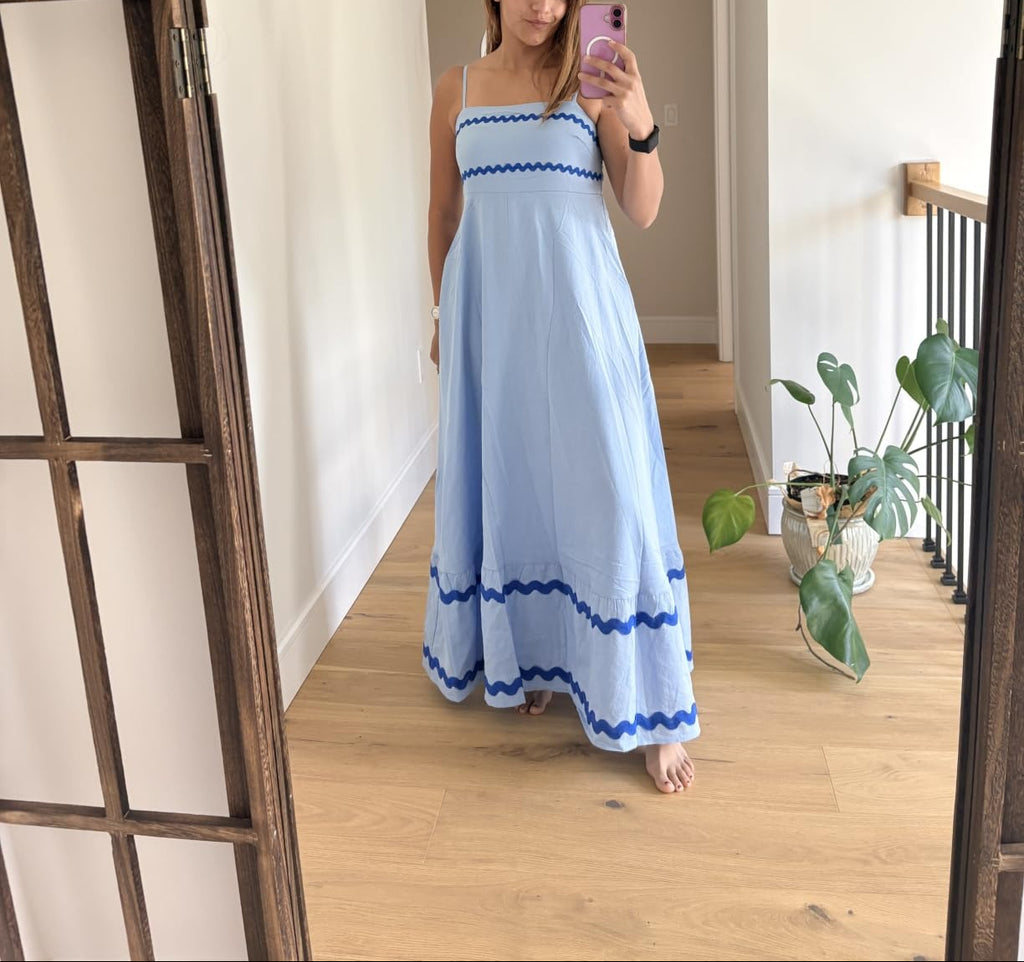 Light blue sleeveless casual maxi dress