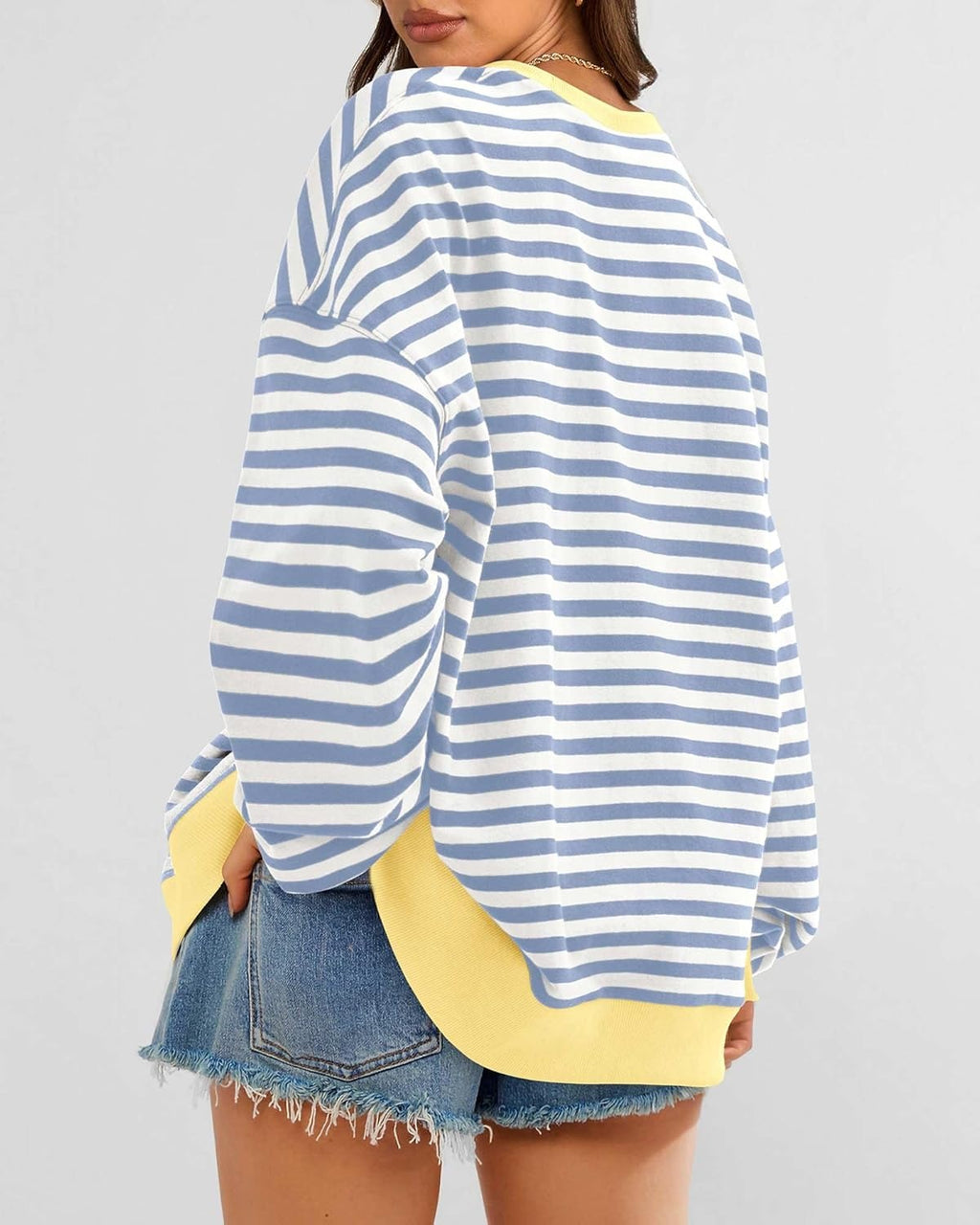 Loose-fit striped pullover