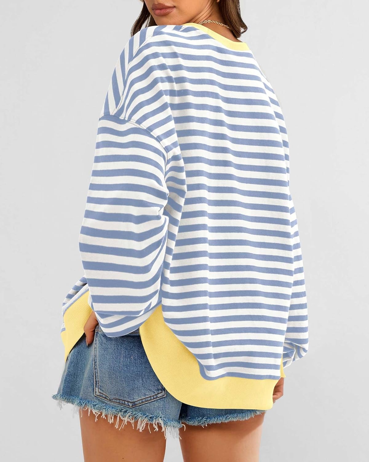 Loose-fit striped pullover