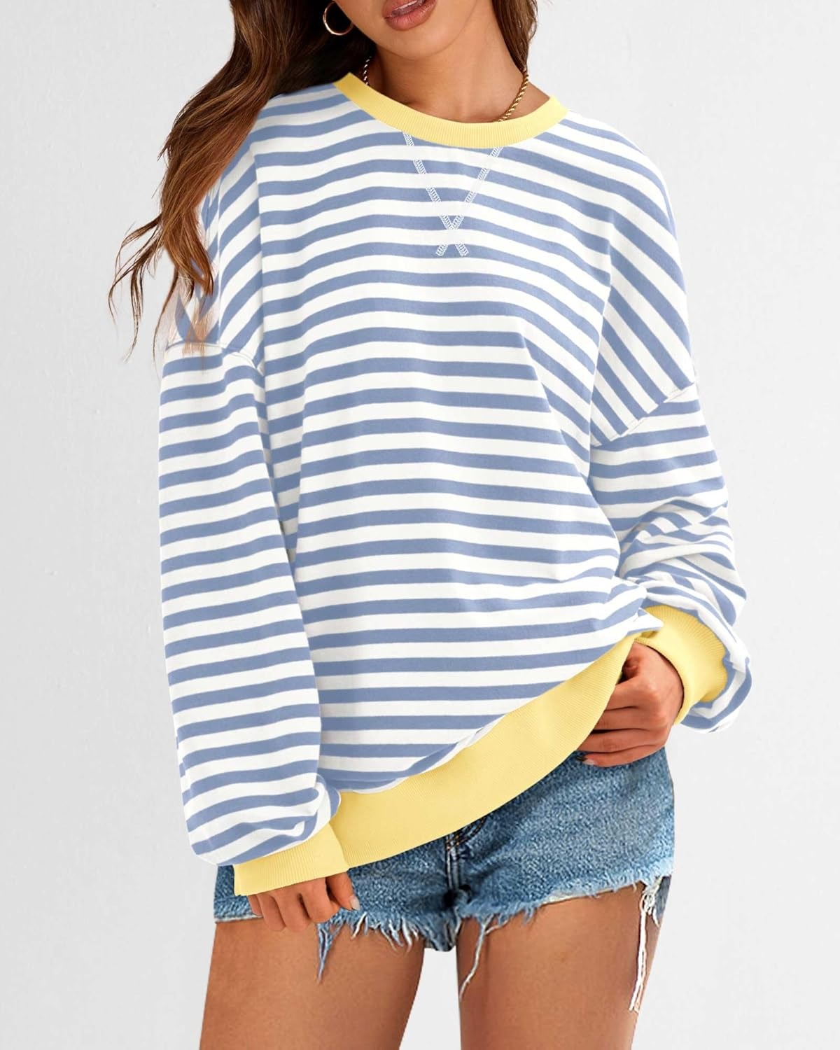 Loose-fit striped pullover